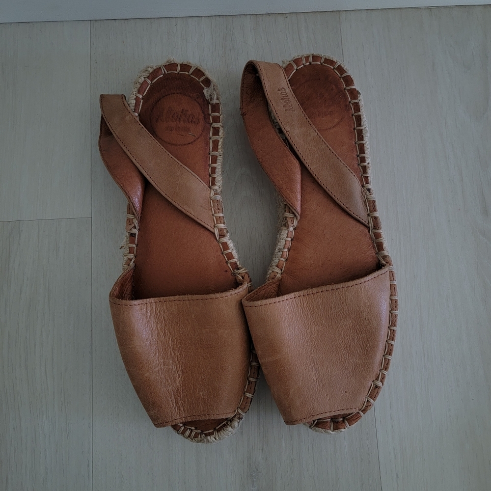 Alohas espadrilles sandals cognac leather